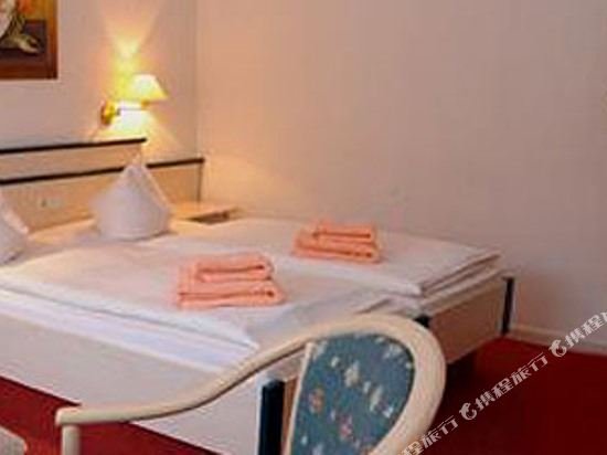 Фото Hotel Schnehagen