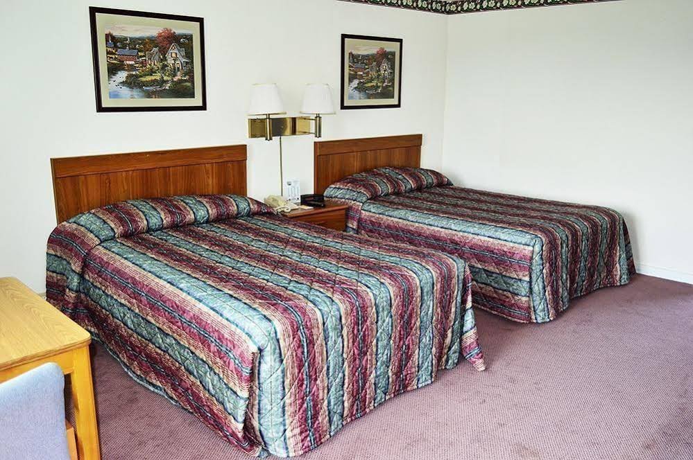 Фото Huntingdon Motor Inn