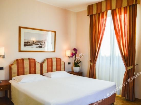 Фото Hotel Sirmione Terme