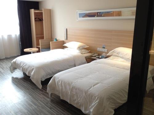 Фото Atour Hotel Nanhu Park Nanning