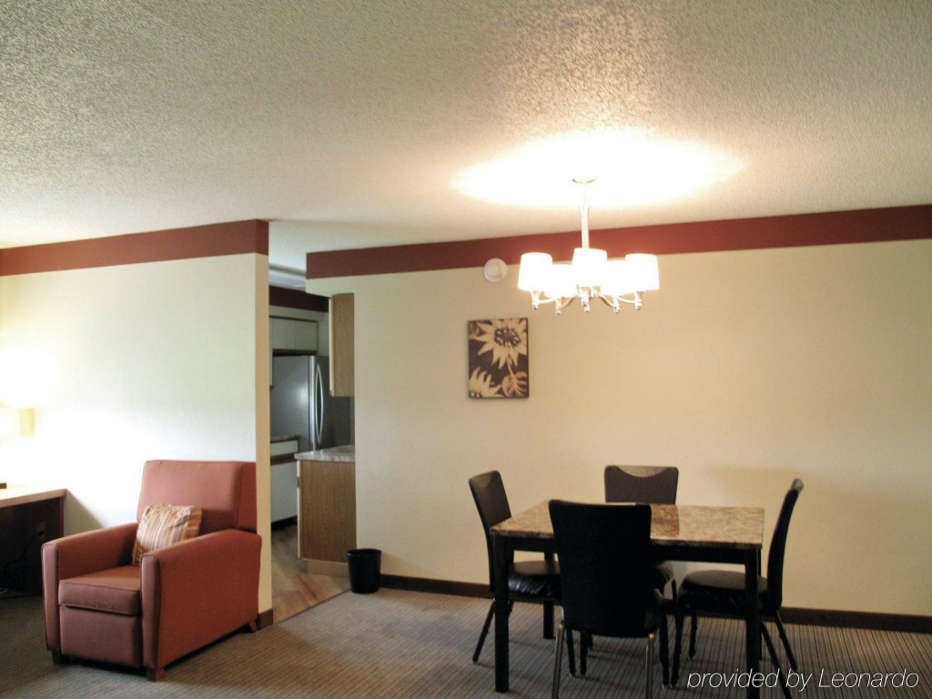 Фото La Quinta Inn & Suites by Wyndham Chicago Tinley Park