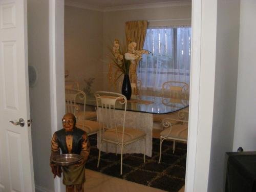 Фото Howick Luxury Large Home