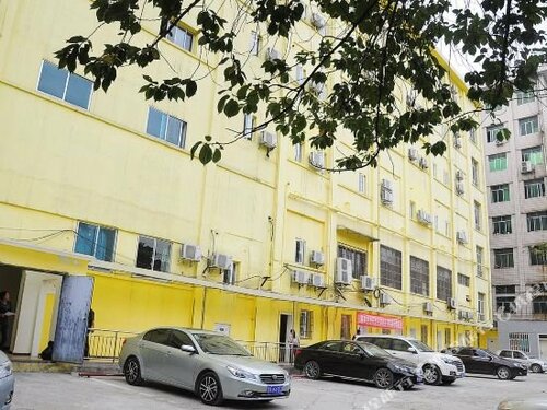 Гостиница 7 Days Inn Guiyang Baiyun Baijin Branch в Гуйчжоу