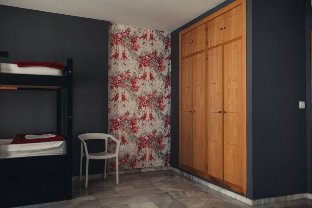 Фото Oasis Backpackers Hostel Malaga