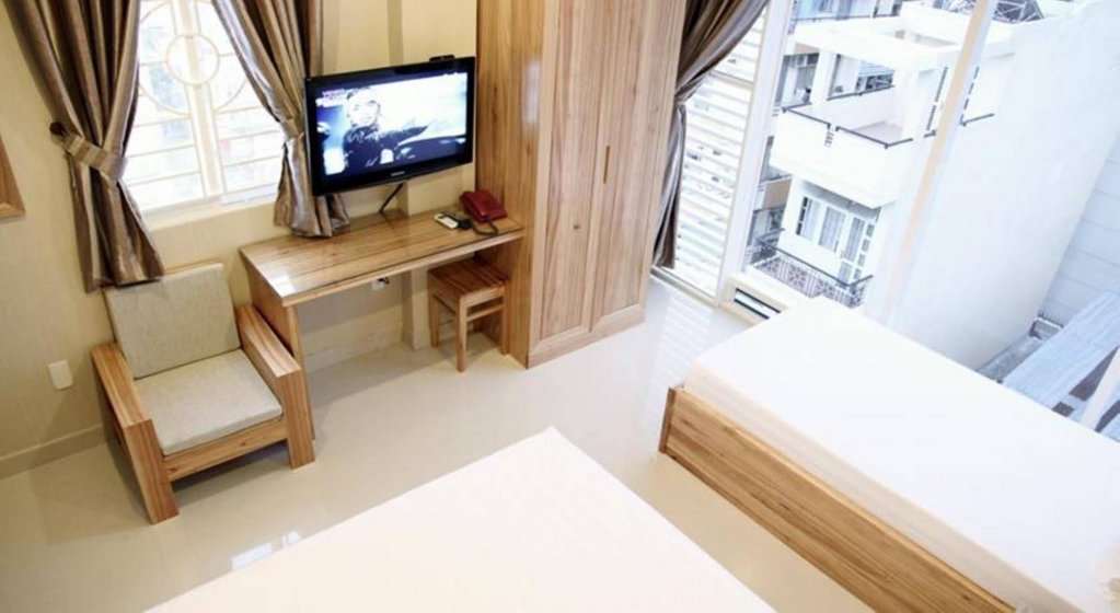 Фото отеля 2