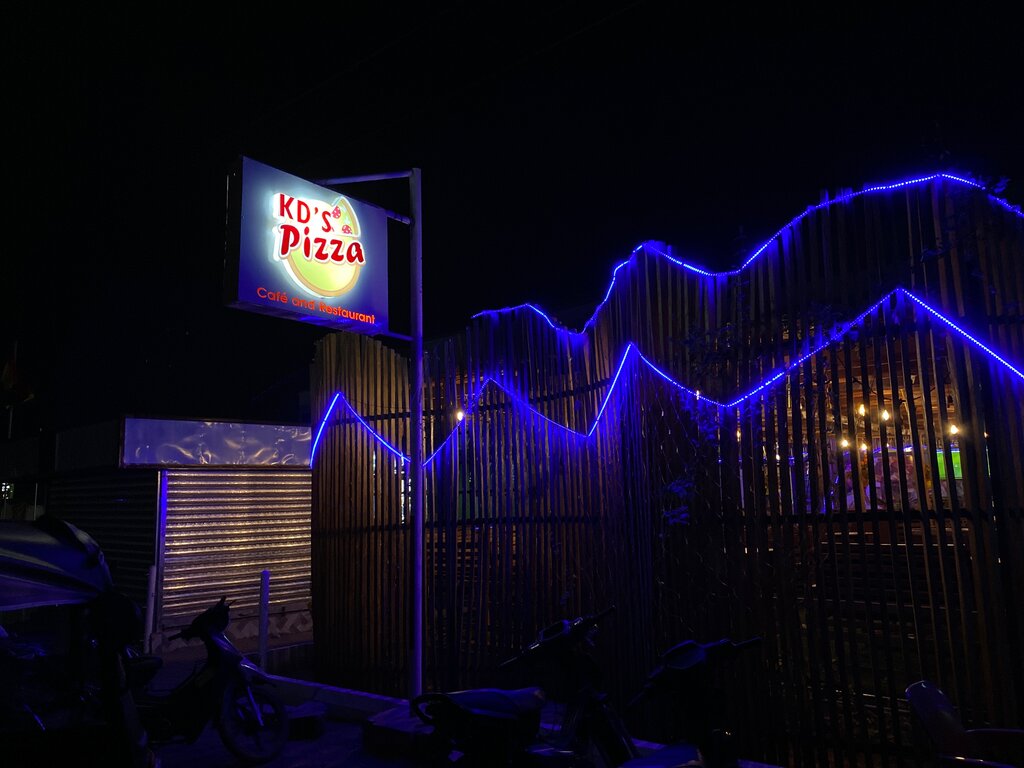 Cafe KD’s Pizza, Tamale, photo