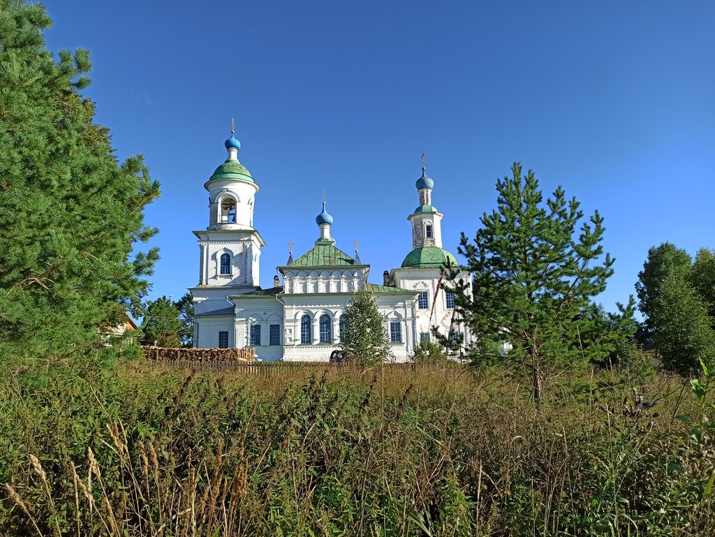 Orthodox church Tserkov Pokrova Presvyatoy Bogoroditsy V Ust-Pechenge, Vologda Oblast, photo