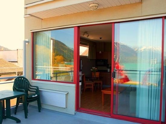 Фото Harrison Beach Hotel