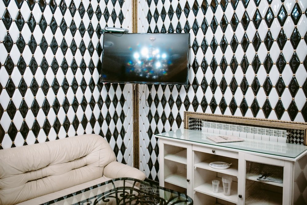 Фото Империя