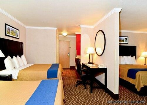 Гостиница Comfort Inn Troutdale - Portland East в Грешаме