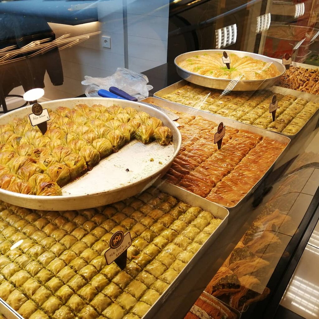 Кондитерская Acemoğlu Baklavaları, Измит, фото