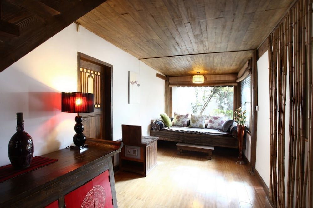 Фото Merry Inn Lijiang