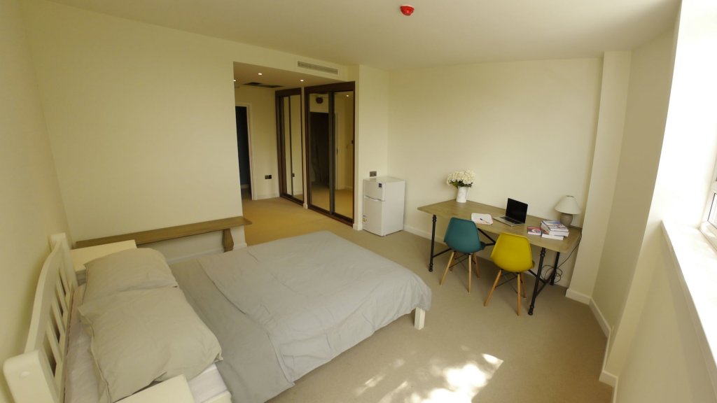 Фото Graphic House