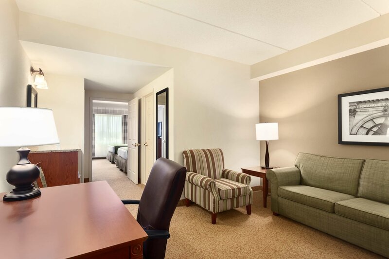 Гостиница Country Inn & Suites by Radisson, Buffalo South I-90, Ny