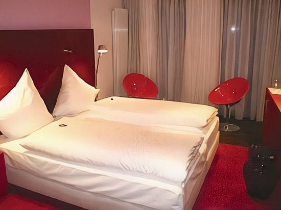 Фото Melvi Hotel Göppingen