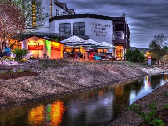 Фото отеля 2