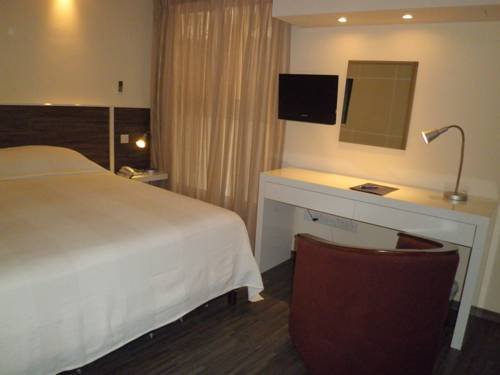 Фото Centrum Hotel
