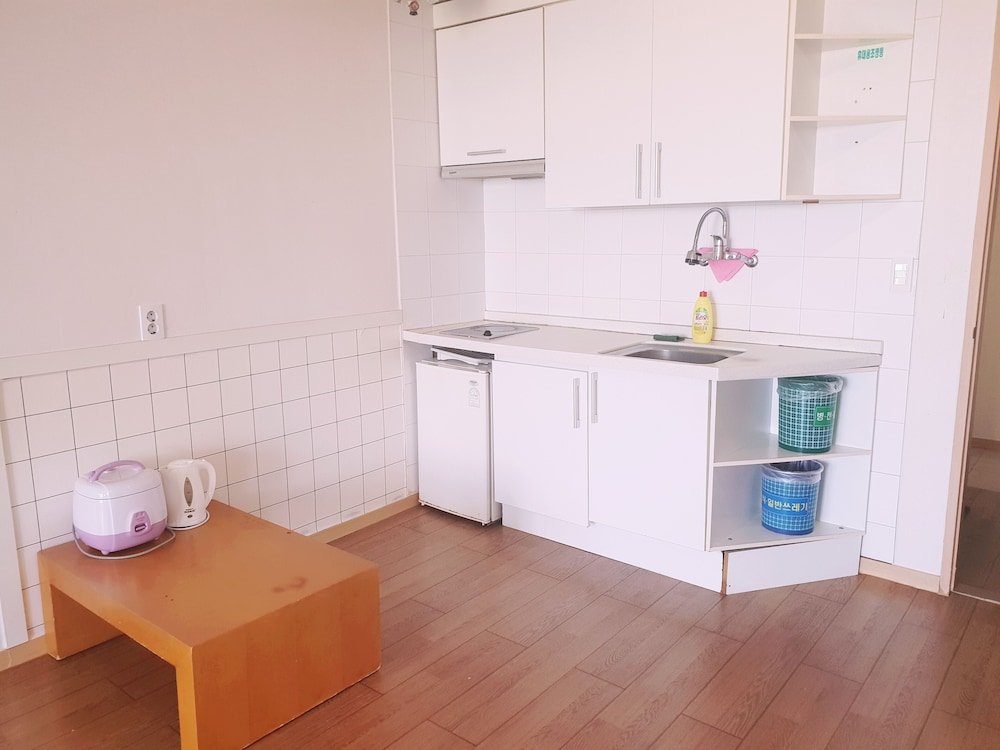 Фото Pine Beach Condotel