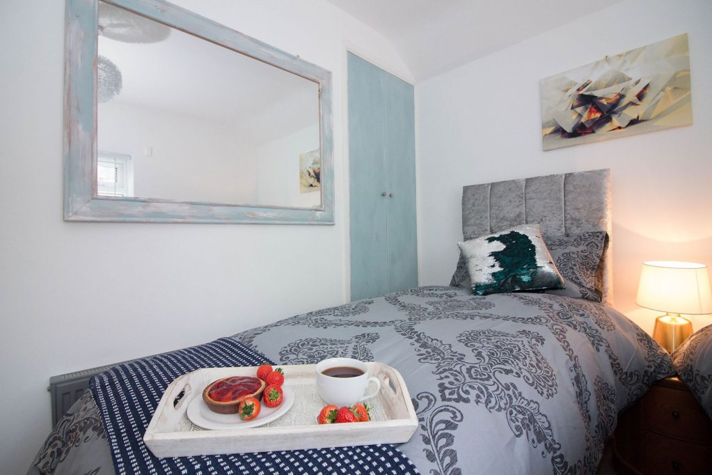 Фото Magdalen quarters