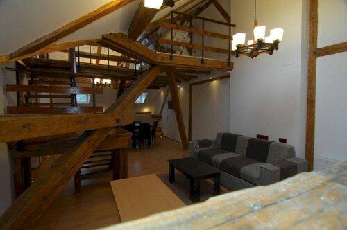 Гостиница Main Square Apartments & More в Брашове