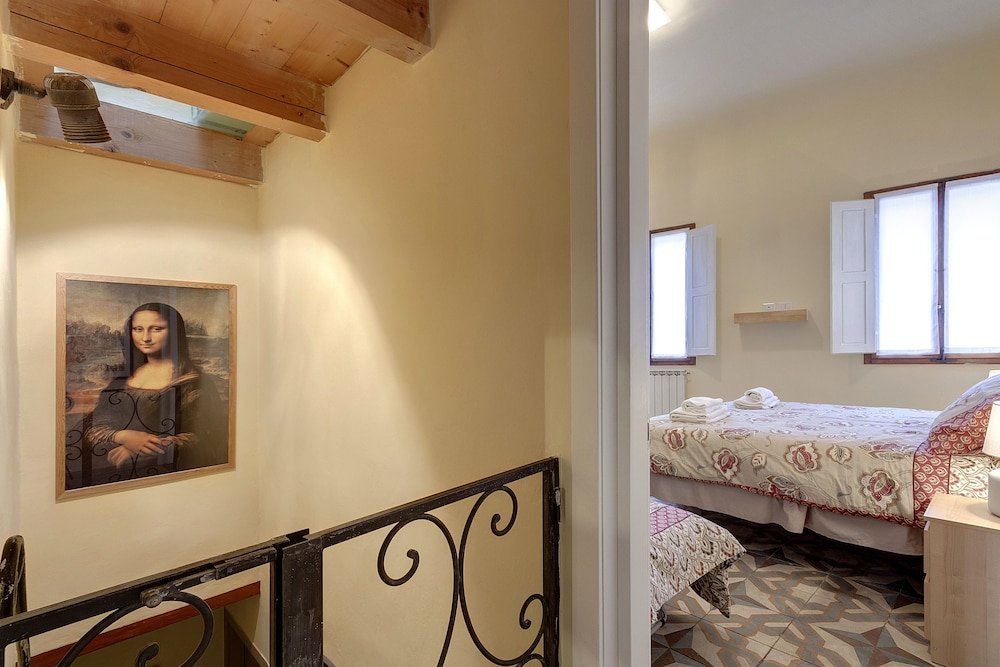 Фото Monna Lisa Apartment