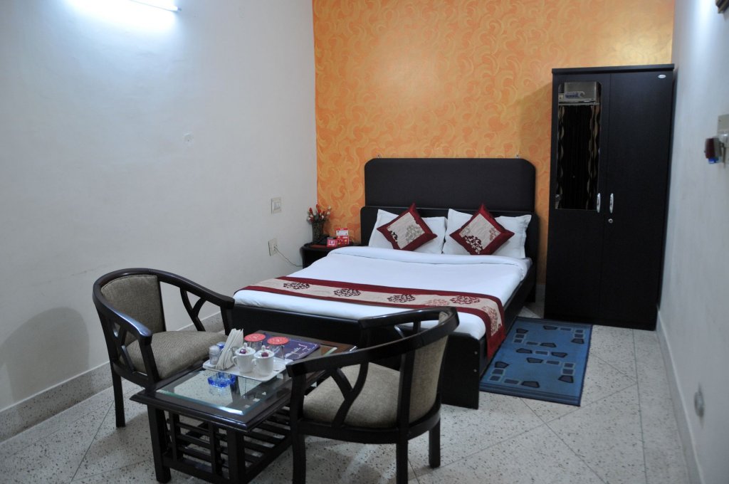 Фото Oyo 4103 Apartment Atithi Ashray