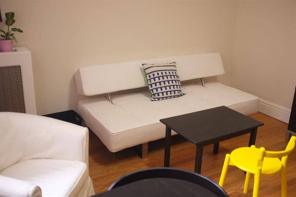 Фото Macy Empire Apartments