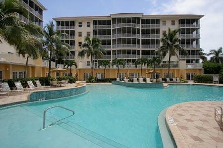 Жильё посуточно Waterstone Resorts And Vacation Homes Regatta Naples Florida