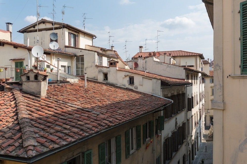 Фото Deluxe Apartment