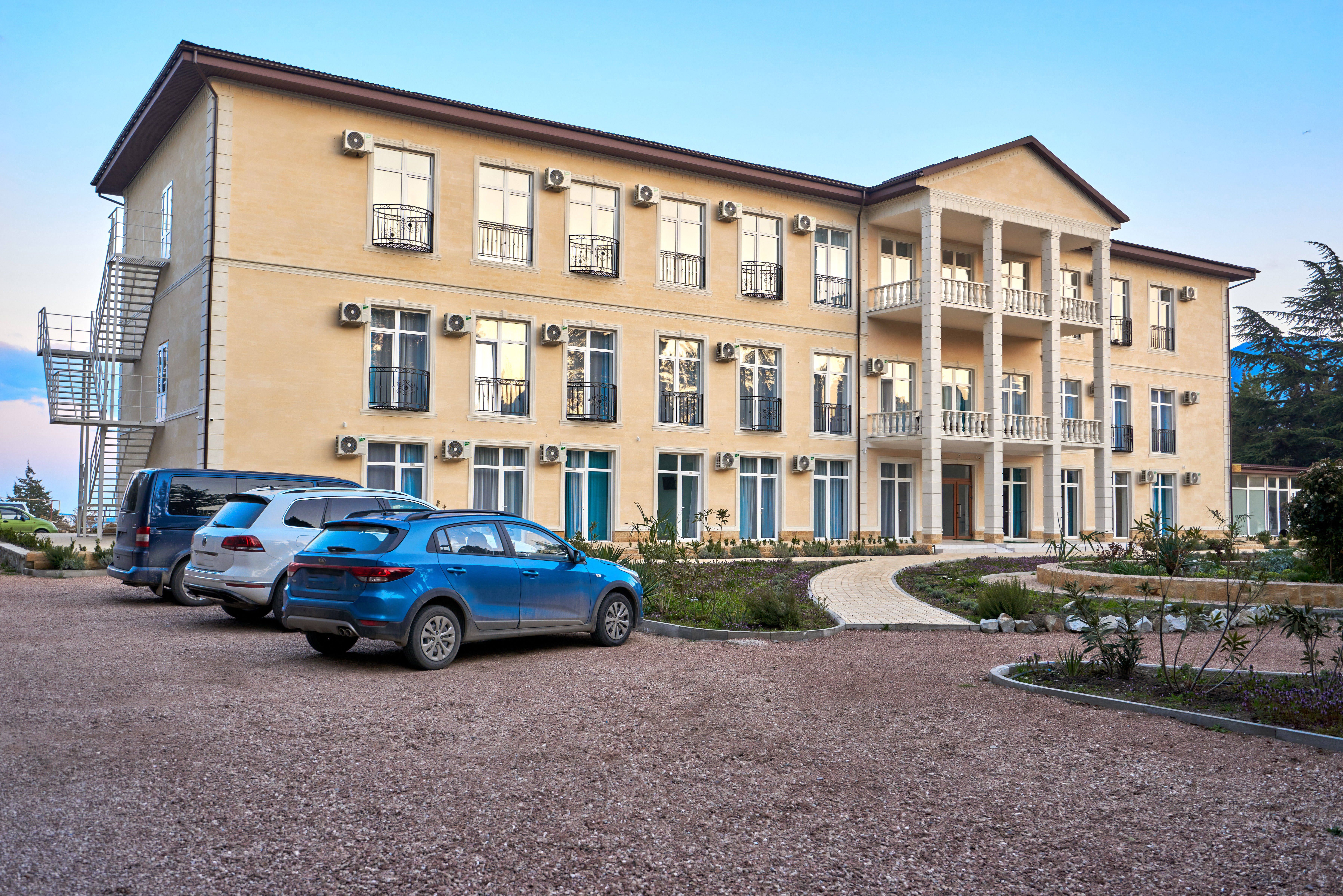 Фото отеля 3