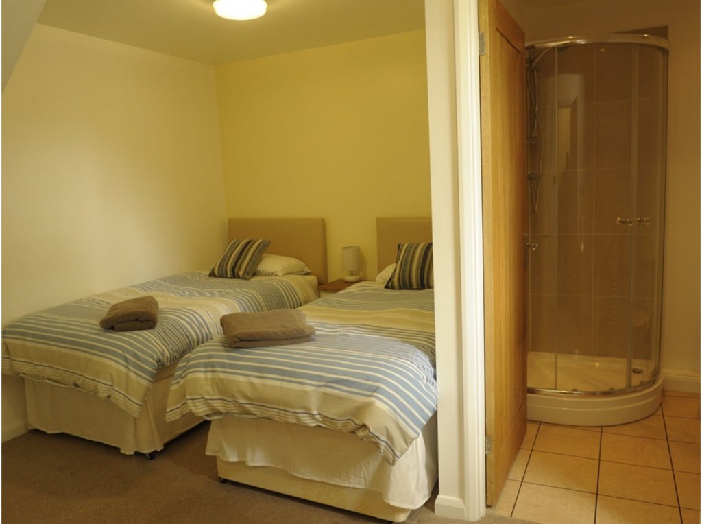 Фото The Lower Bell