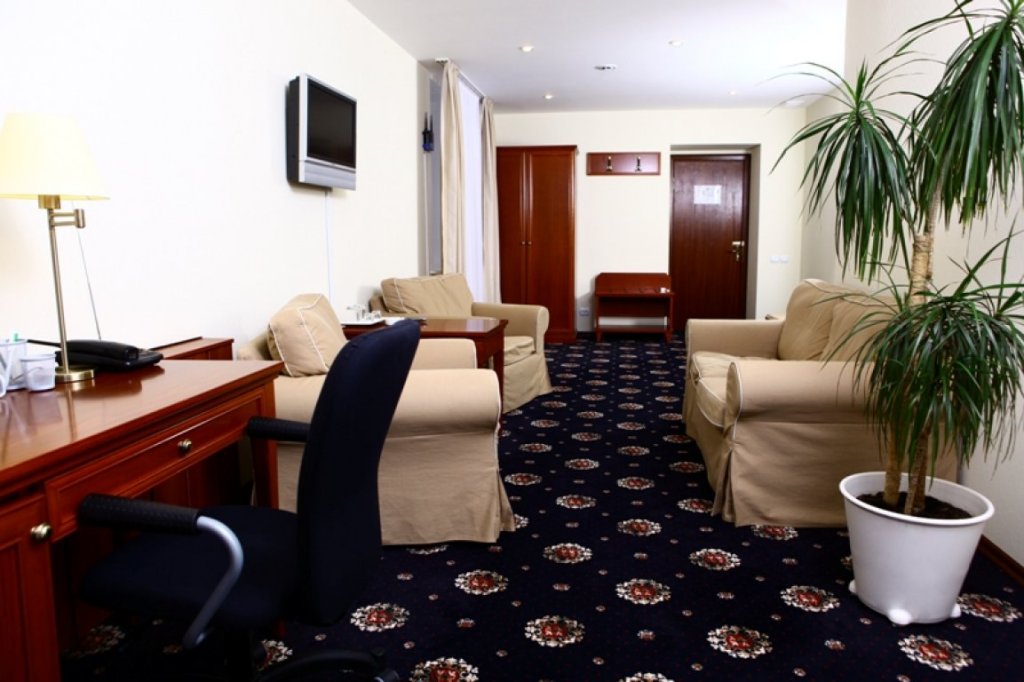 Фото Президент Отель Дис