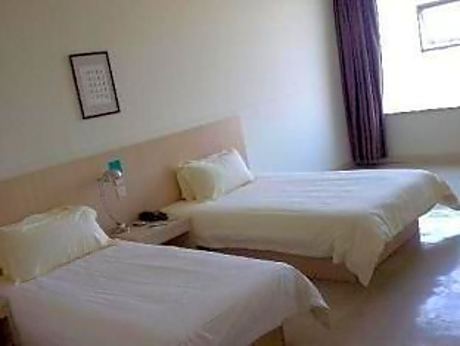 Фото Jinjiang Inn Beijing South Station