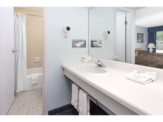 Фото Hospitality Inn