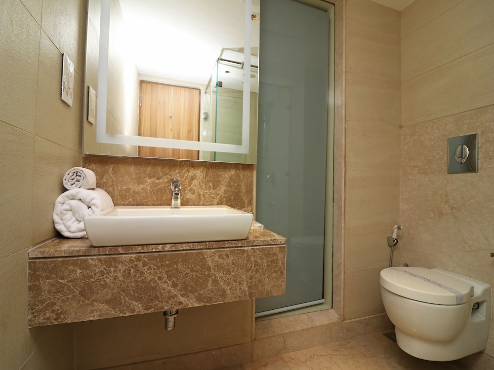 Фото The Orion Plaza