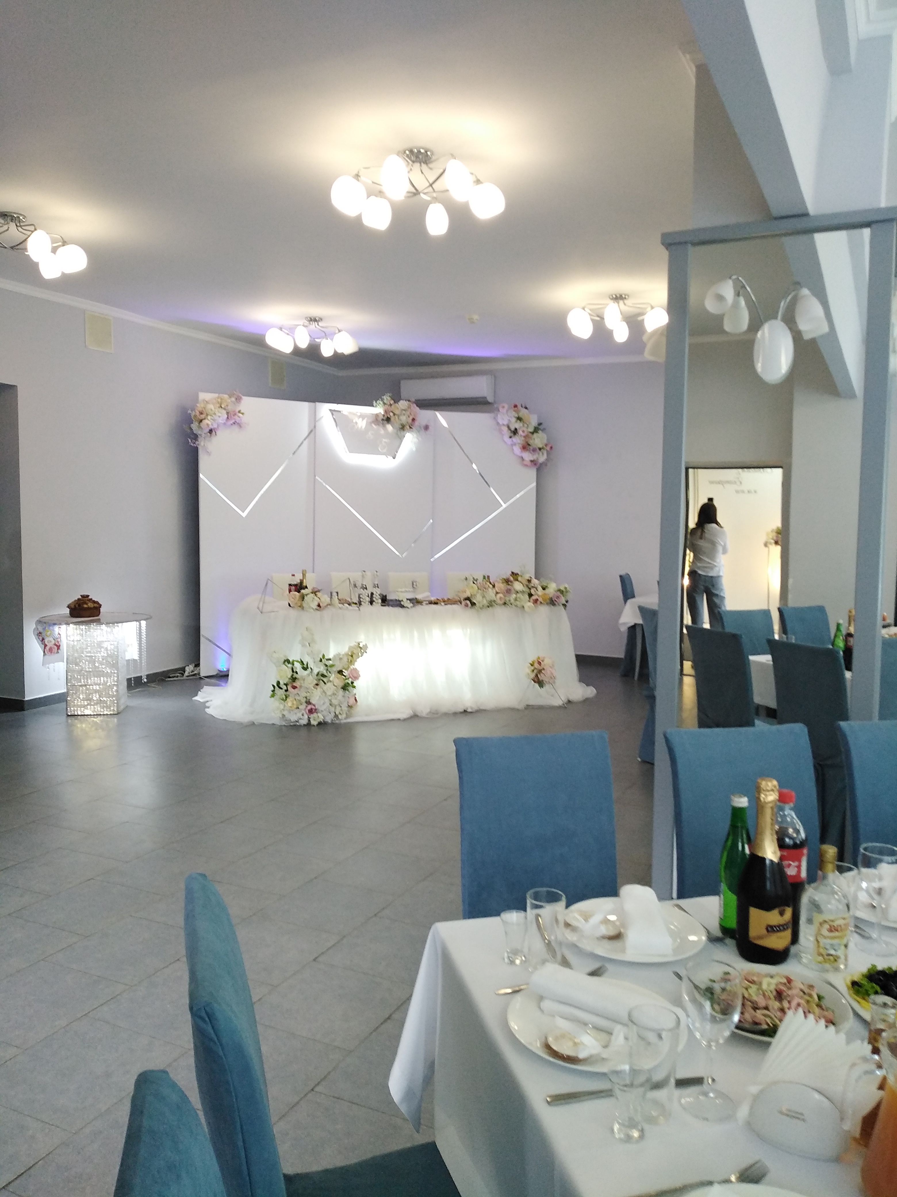 Фото Светлый