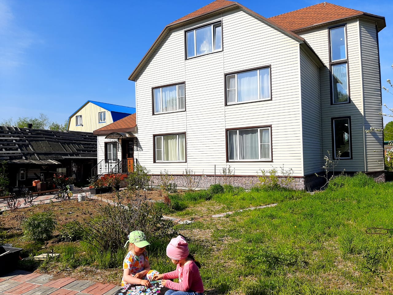 Фото отеля 1