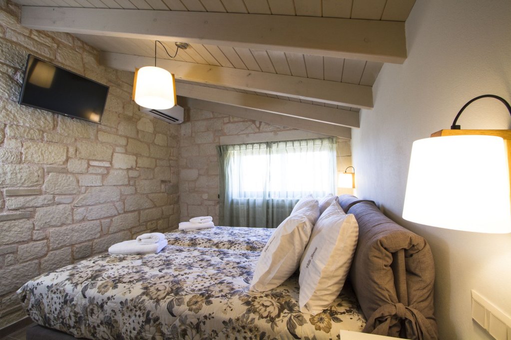 Фото Villa Sirocos, Private eco pool, near the beach