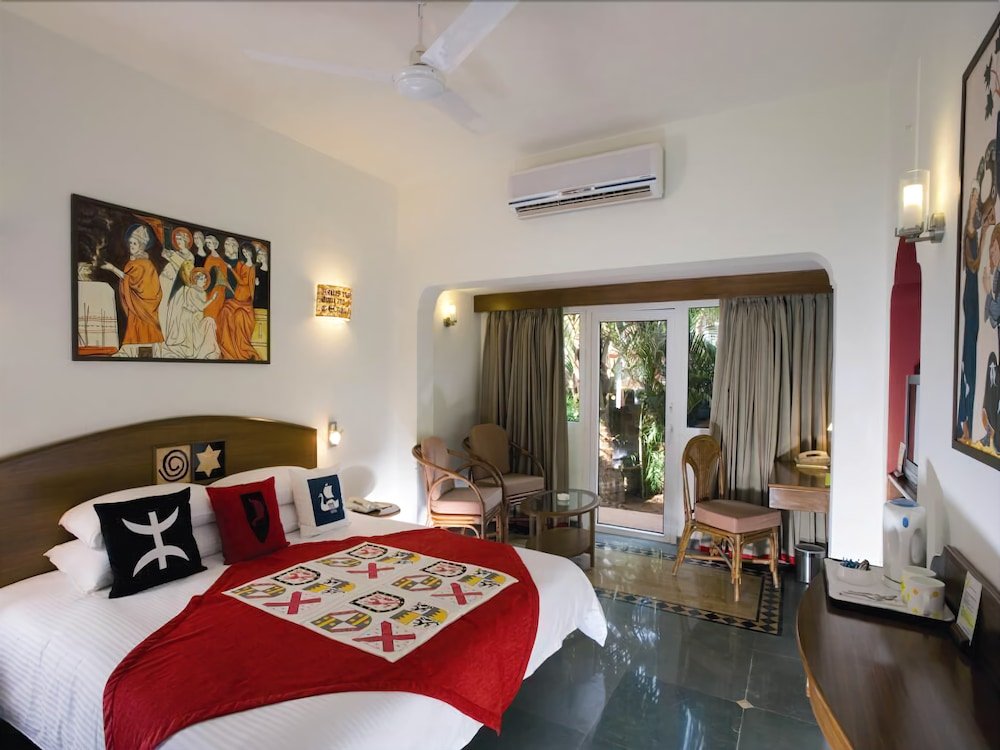 Фото Lemon Tree Amarante Beach Resort, Goa