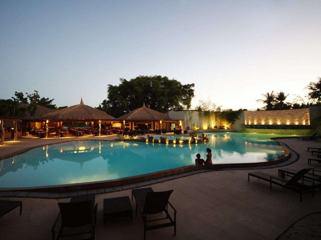 Фото Bluewater Maribago Beach Resort