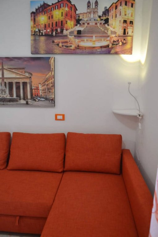 Фото Orange Apartment