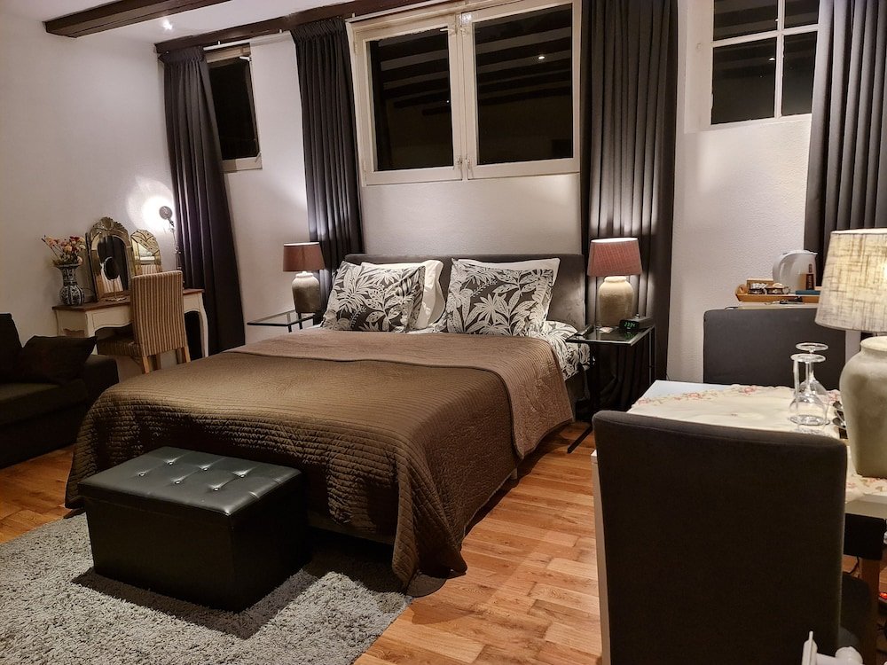 Фото Crown Guesthouse Amsterdam