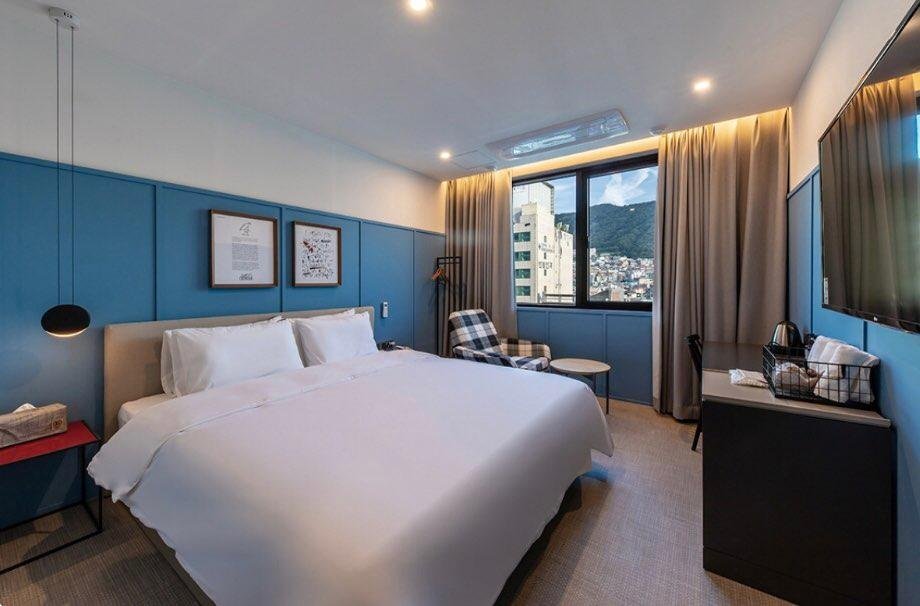 Фото Brown Dot Hotel Deokcheon