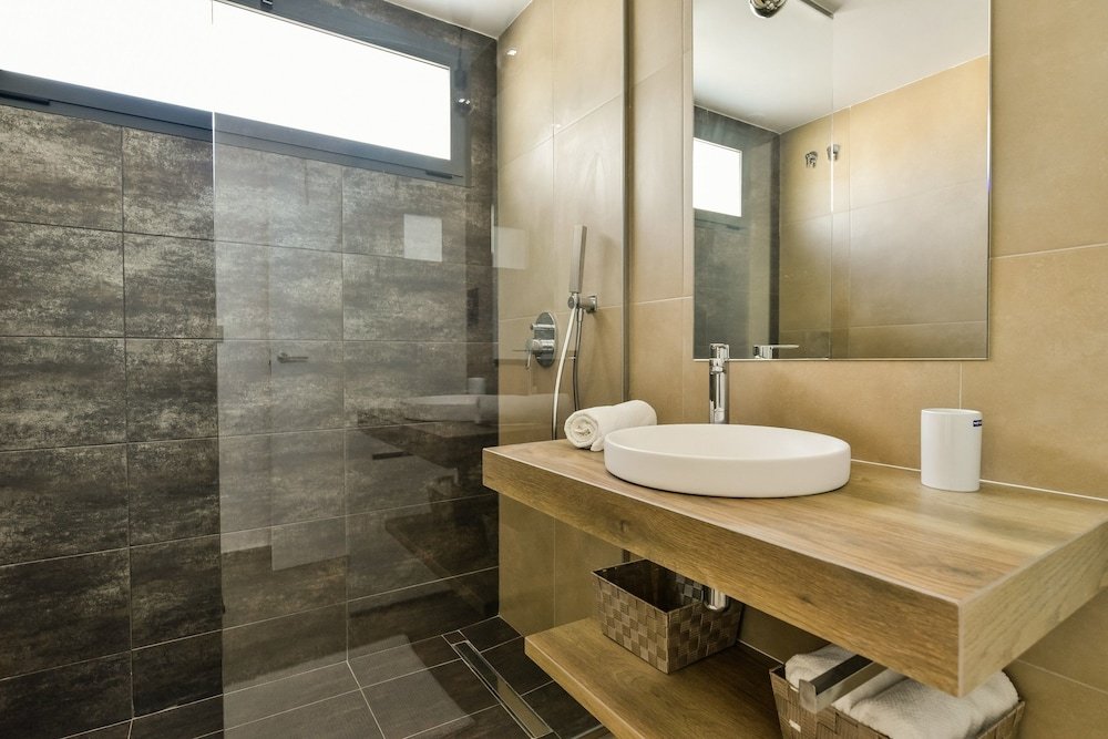 Фото Oasis Beach IX - Amelie