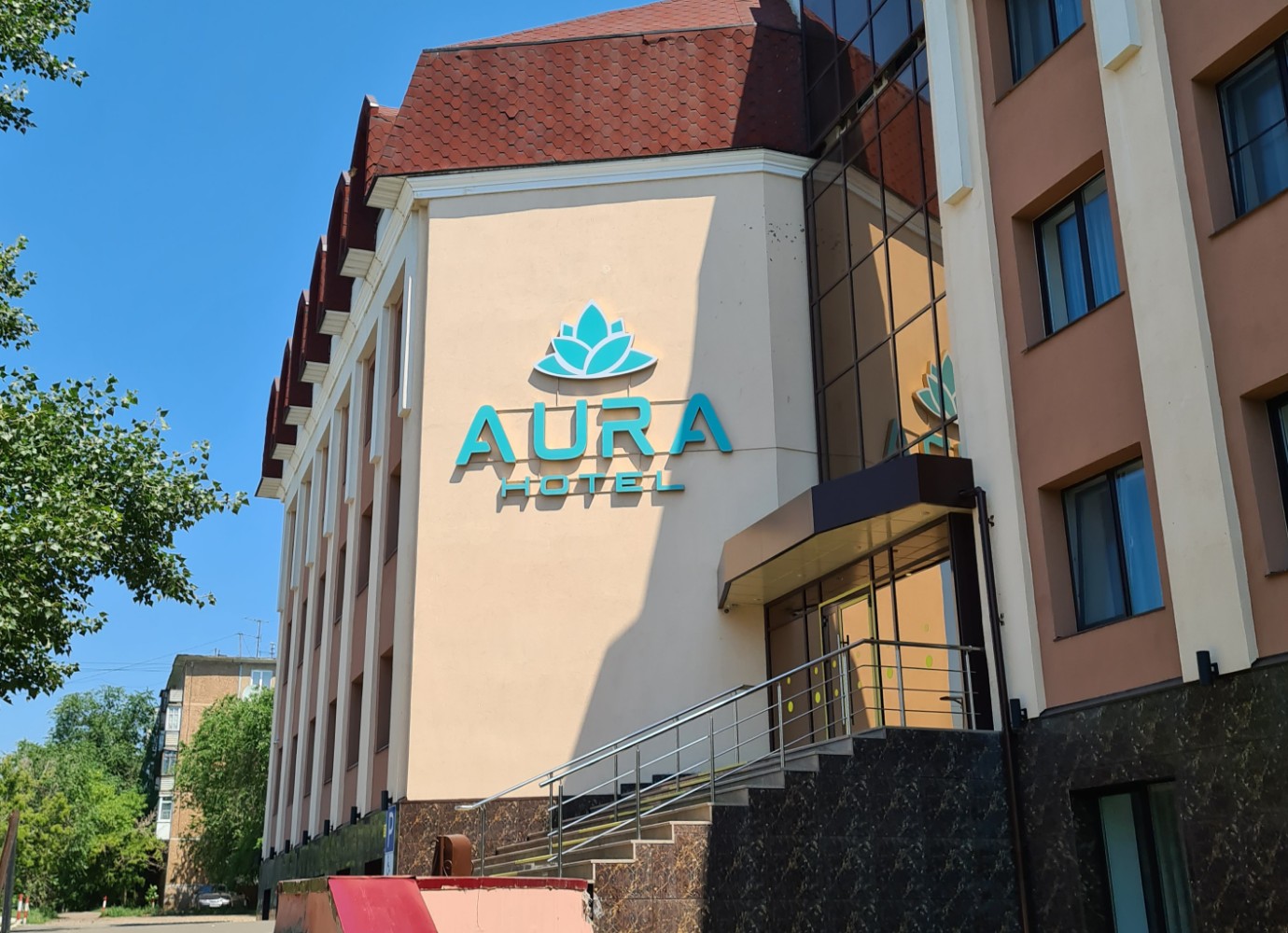 Фото отеля 1