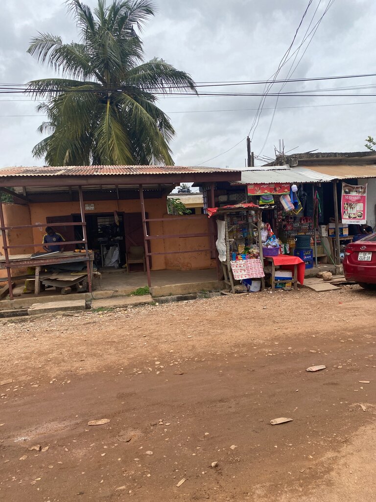Grocery Majesbiba Store, Accra, photo