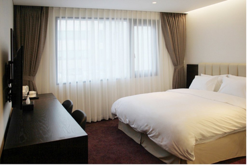 Фото Travelodge Myeongdong City Hall