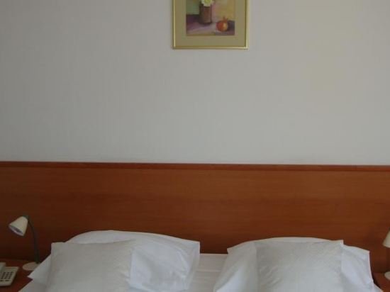 Фото Hotel Dujam