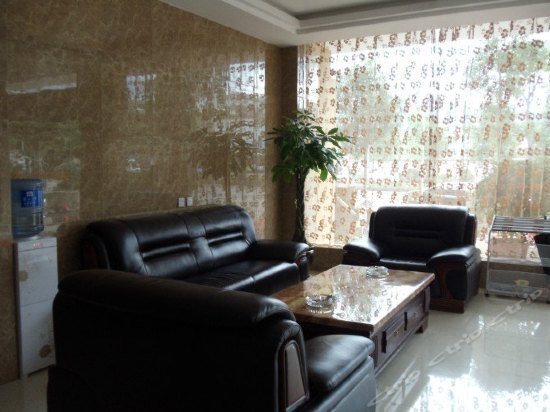 Фото Four Seasons Holiday Grand Hotel