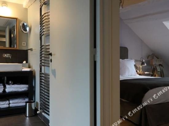 Фото New Hotel Roblin